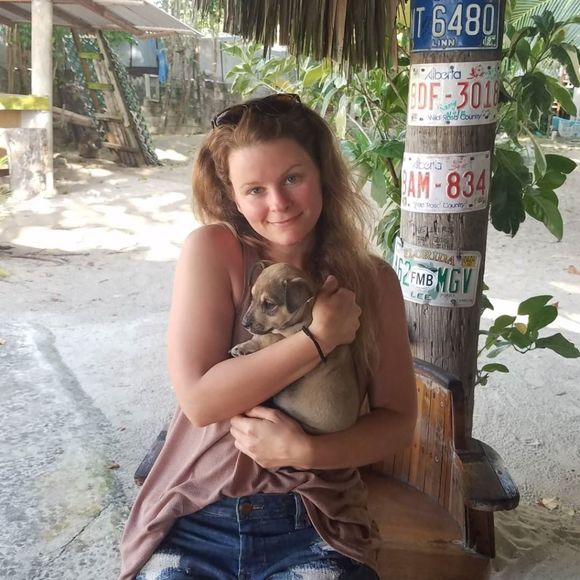 Meet your Posher, Ashley - Picture 1 of 1